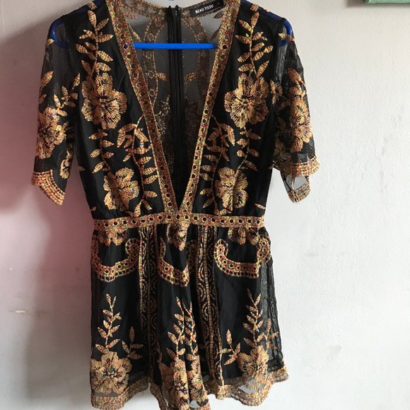 Deep V Romper - Picture 1 of 7